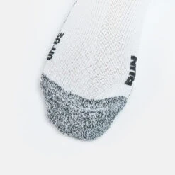 Calcetines Deportivos Unisex BERCHT Izas 7 Calcetines Deportivos Unisex BERCHT Izas -Senderismo Ropa Tienda calcetines deportivos unisex bercht izas 3