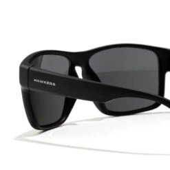 HAWKERS Gafas De Sol Para Hombres Y Mujeres FASTER Black Dark -Senderismo Ropa Tienda gafas de sol para hombres y mujeres faster black dark 3