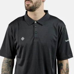 Polo Deportivo De Manga Corta Para Hombre ACAY Izas -Senderismo Ropa Tienda polo deportivo de manga corta para hombre acay izas 2